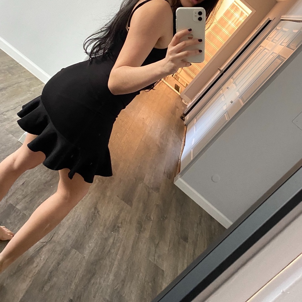 MINI BLACK DRESS